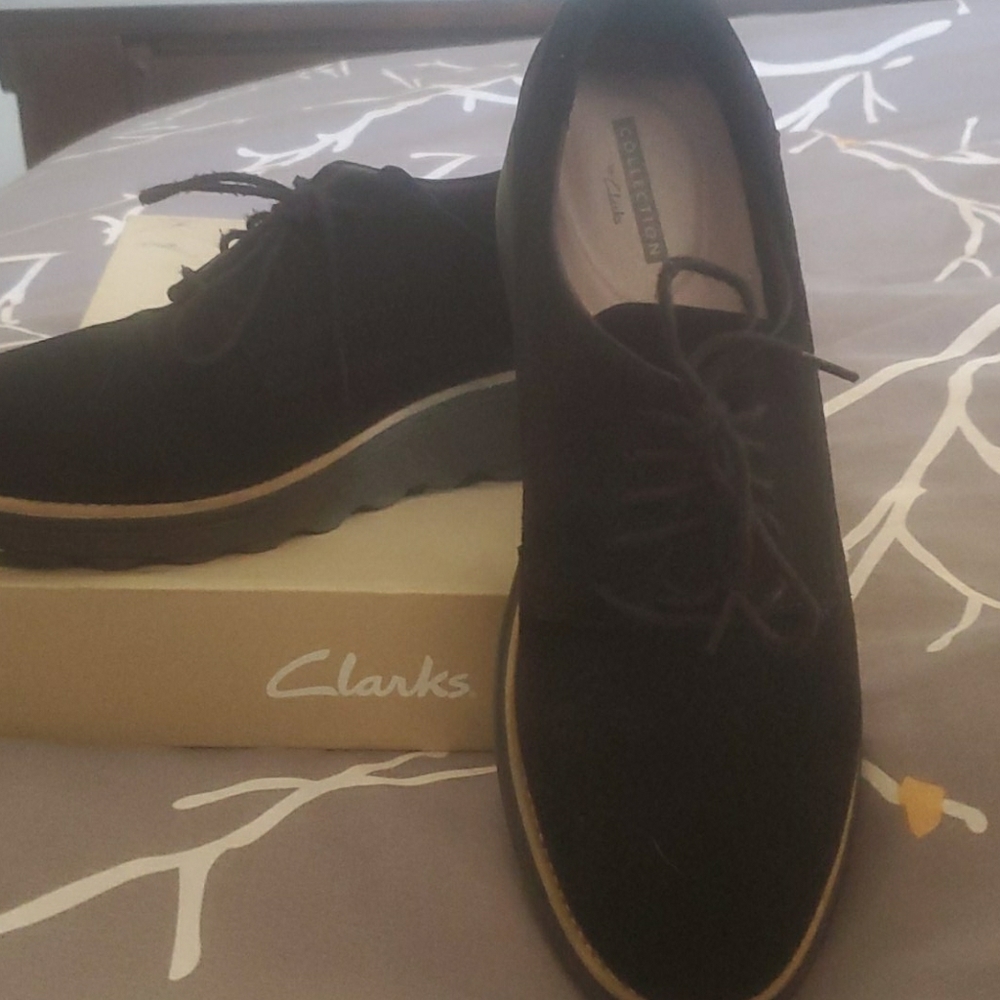 Clark's womans shoes